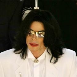 Майкл Джексон вернулся "на землю" в новом образе
