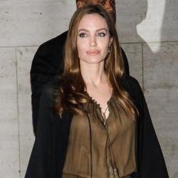 Анджелина Джоли лишилась груди