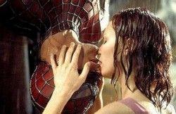 Самые романтичные поцелуи в кино