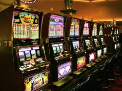 Сыграйте на популярных игровых слот автоматах на азартном портале Slots Doc