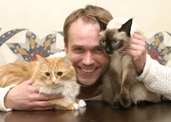 С домашними питомцами