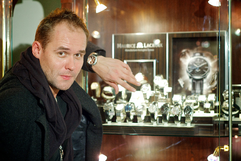 фотогалерия часов салона Тайм-холл