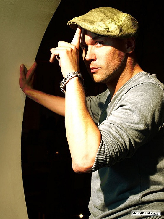 Максим Викторович