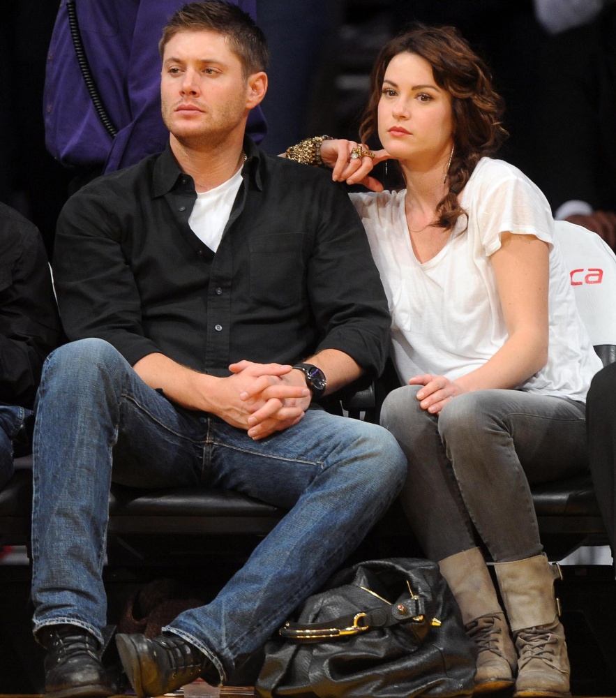 на матче с мужем