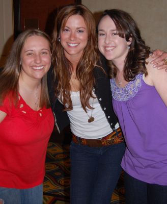 с фанатами.Прикид супер