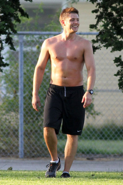 довольный, счастливый