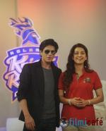 Shahrukh Khan and Juhi Chawla at Kolkata Knight Riders Press Conference