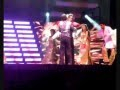 Shahrukh Khan dancing with Katrina Kaif & Kareena Kapoor concert