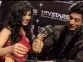 Shah Rukh Khan almost cuts his finger! - EXCLUSIVE - UTVSTARS HD
