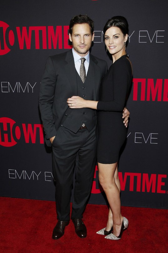 Питер и Джейми Александр на мероприятии Showtime&#039;s Emmy Eve Soiree