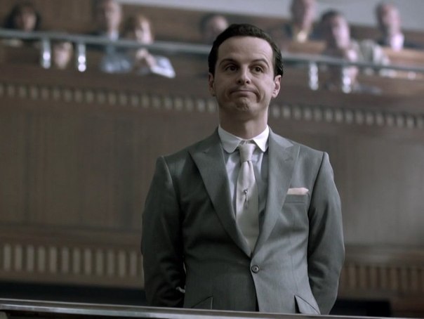 Andrew Scott(Jim Moriarty)